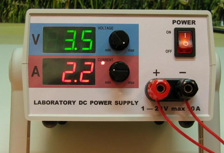 Блок питания для лаборатории