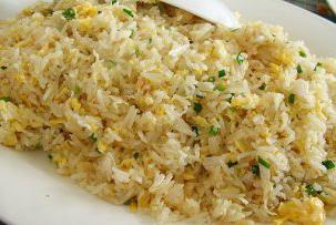 рис с яйцом по тайски