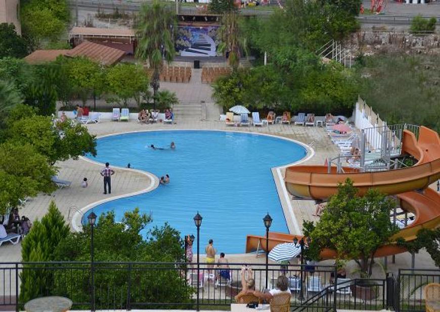 Pool of the Magic Sun Hotel in Kemer