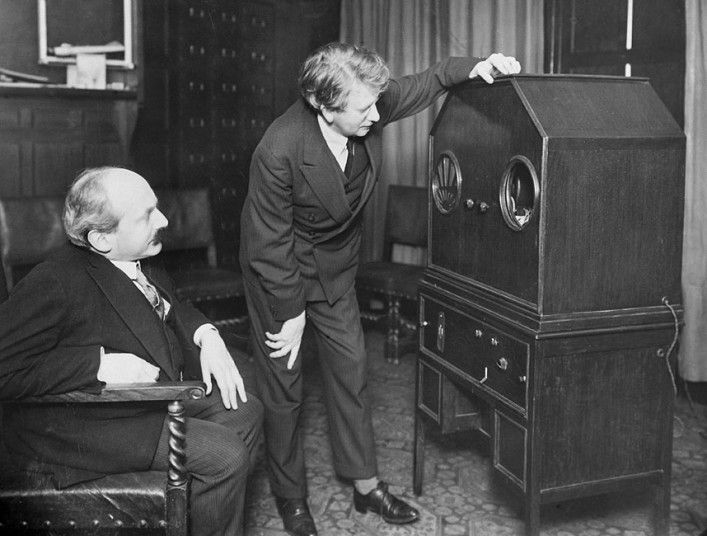 телевизор был изобретен в 19 веке