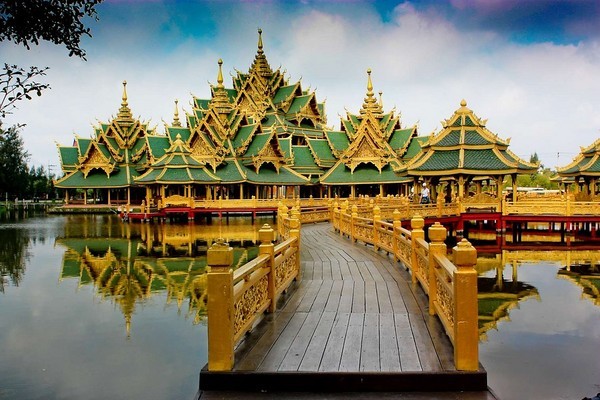 храмовый комплекс в Таиланде