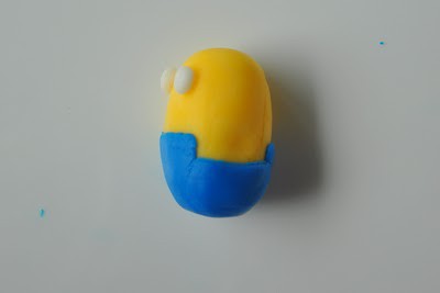 sculpt a plasticine minion