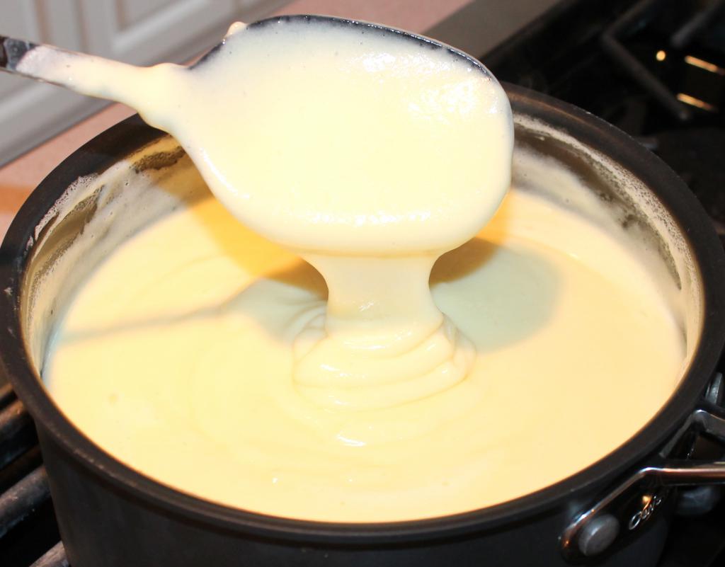 Заварной крем классический рецепт пошаговый фото. Заварной крем для Наполеона. Завареойкоем для Наполеона. Заварной крем классический для торта. Ингредиенты для заварного крема.