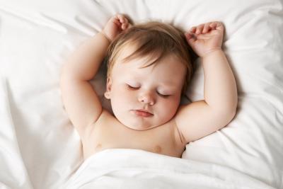 как уложить ребенка спать днем