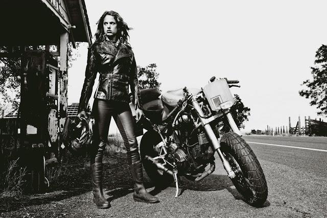 картинки девушка на мотоцикле