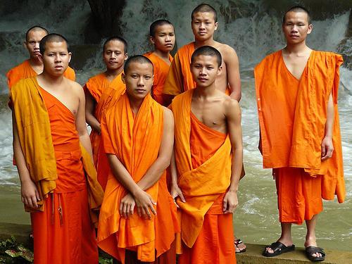  пение буддийских монахов