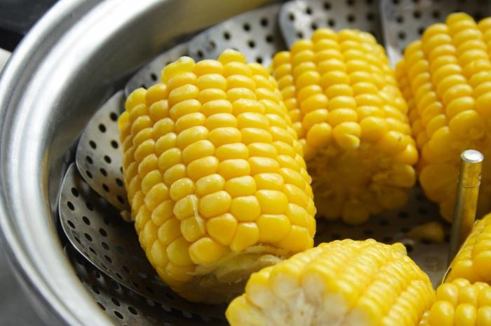 Как варить кукурузу в мультиварке 