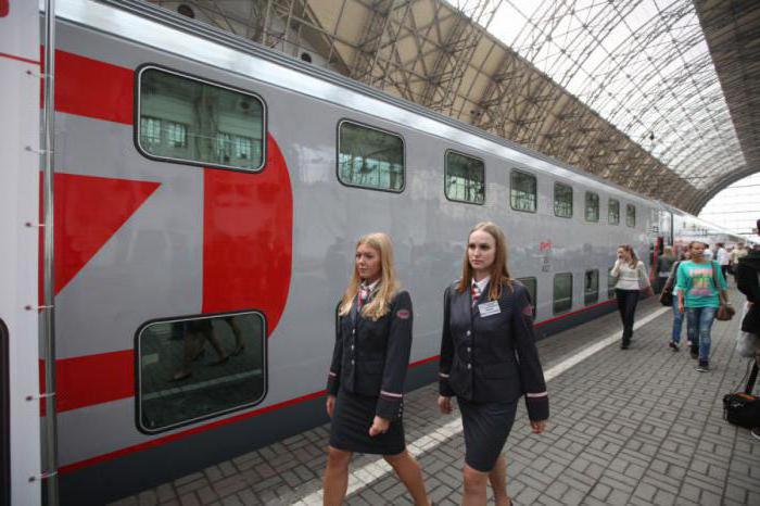 double-decker train moscow st petersburg