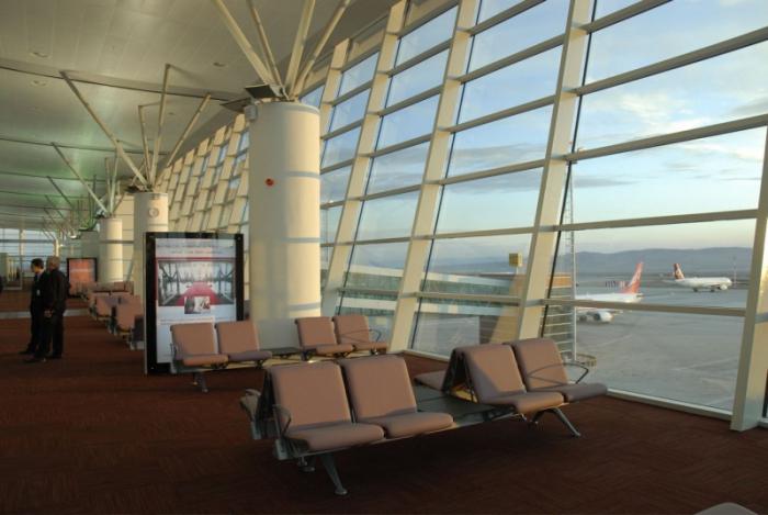международный аэропорт тбилиси