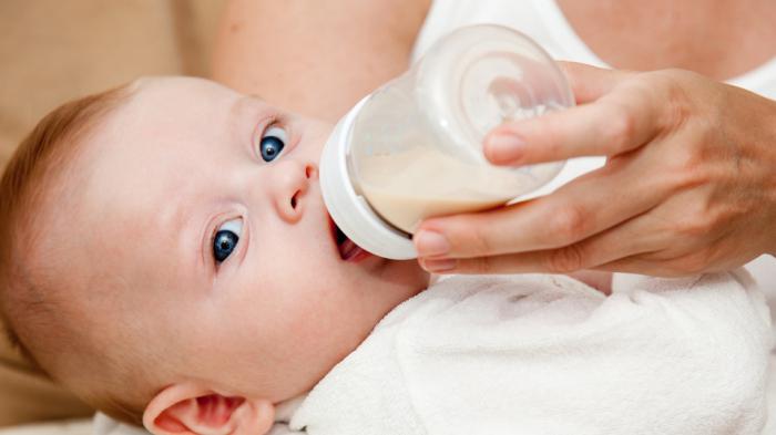 Как разбавлять коровье молоко для ребенка 1 год thumbnail