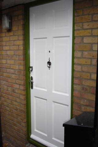 entrance doors for a private house