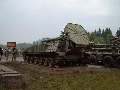 self-propelled mortar 2s4