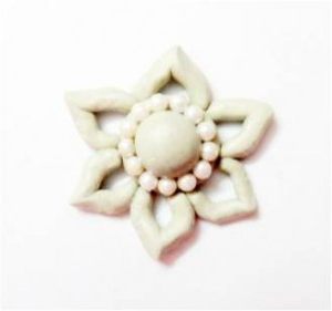 do-it-yourself polymer clay flowers