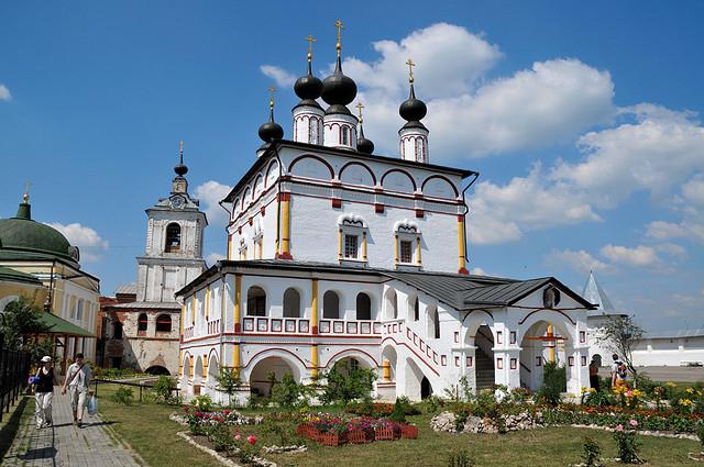 Свято троицкий женский монастырь в симферополе фото