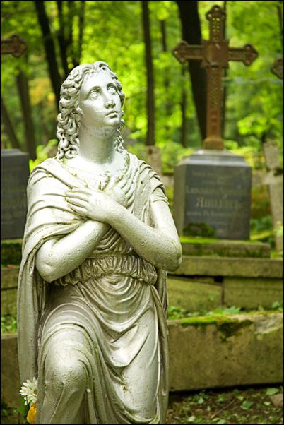 смоленское кладбище в санкт петербурге 