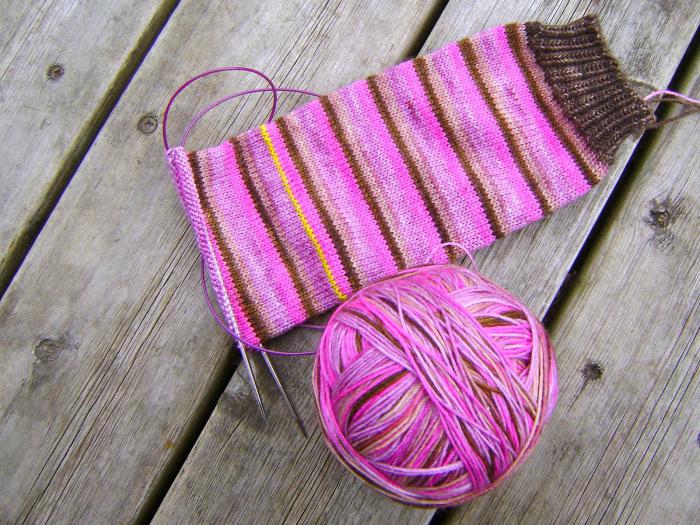 knitting socks for beginners