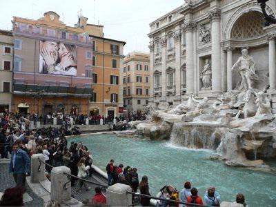 Italy Trevi Fountain