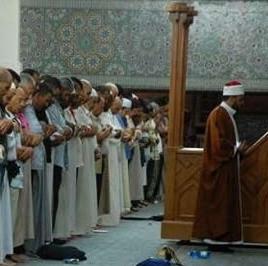 утренняя молитва мусульман