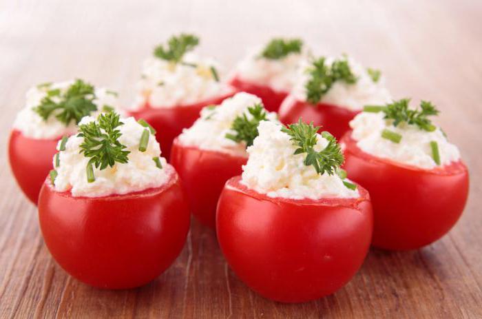 stuffed tomatoes recipe with cheese and garlic cooking