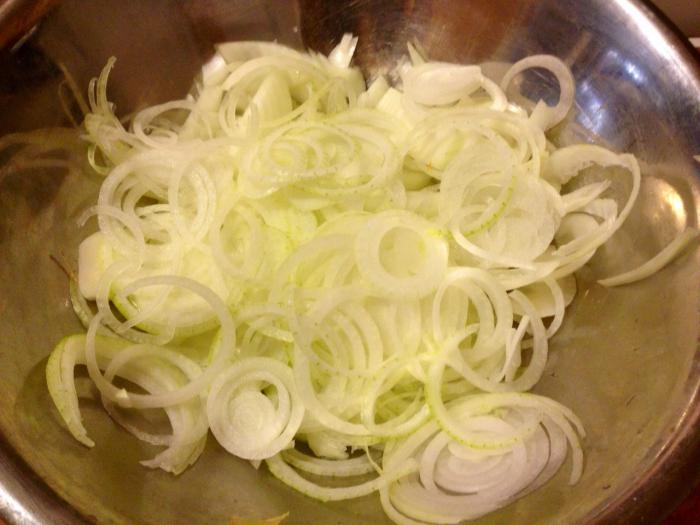 pickle onion for salad