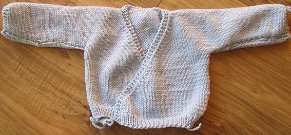 как связать ребенку свитер спицами 
