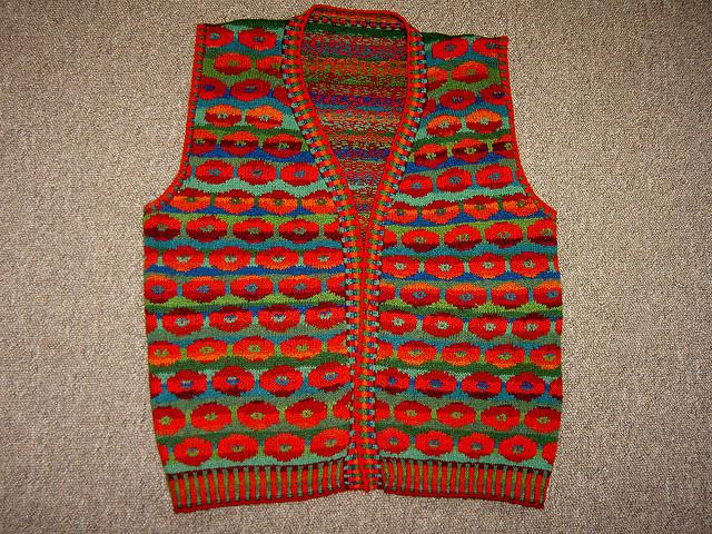 Knit a vest for a girl