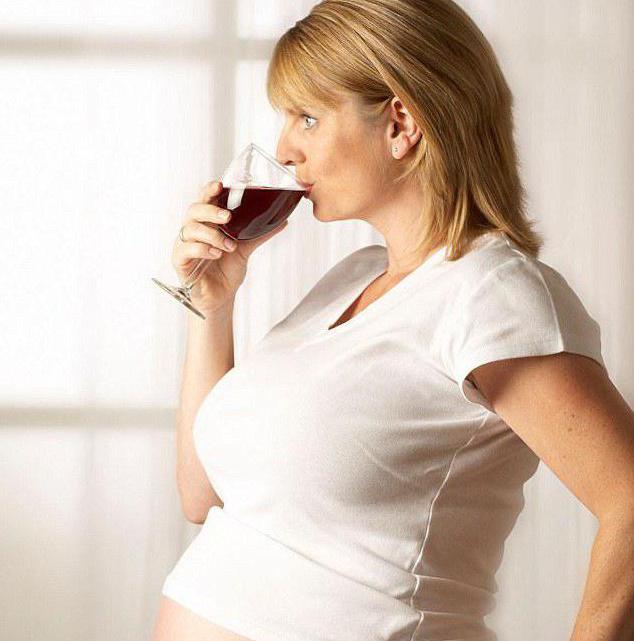 drinking pregnant woman
