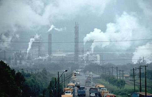 factories pollute the air