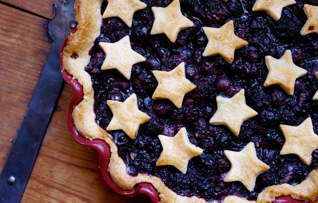 blueberry pie with cottage cheese in a slow cooker