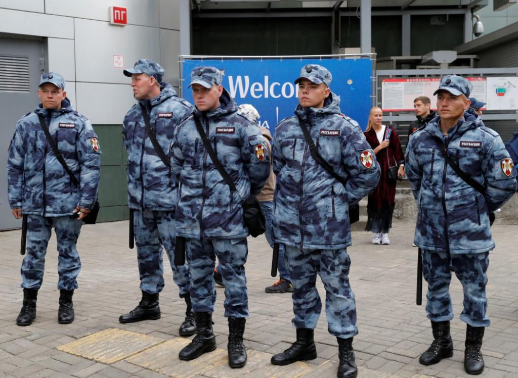 зарплата полицейского в москве 2018