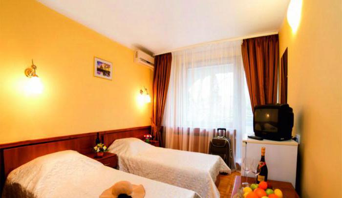 boarding house neva alushta prices