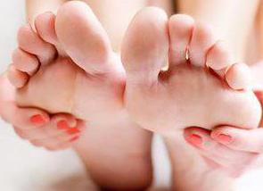 симптомы варикоза ног у женщин 