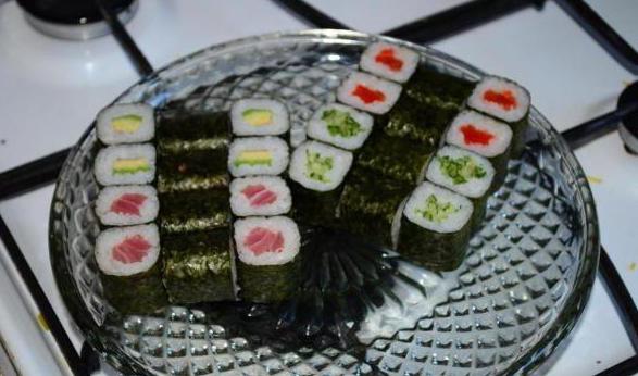 chain stores sushi set moscow