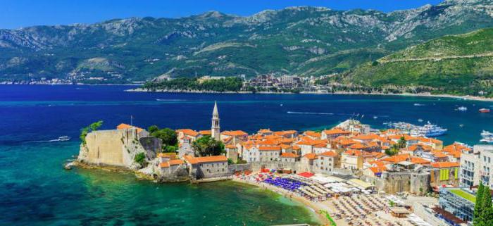 какие документы нужны для поездки в черногорию