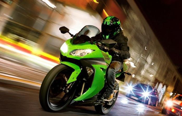 kawasaki ninja 300 reviews