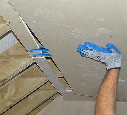 как выровнять потолок шпаклевкой