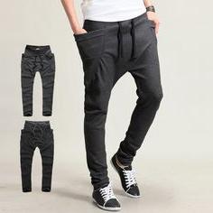 trousers with pockets on the sides