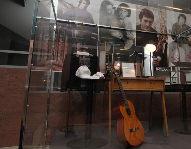 house Vysotsky Museum on the Taganka