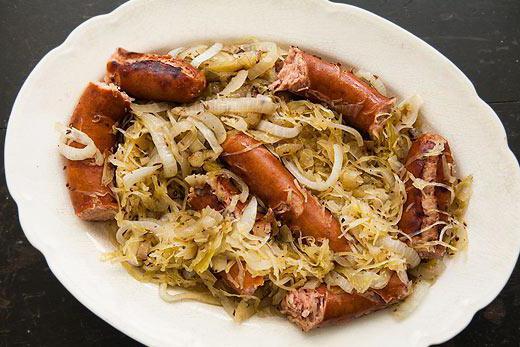 German Cuisine Recipe for Braised Sauerkraut