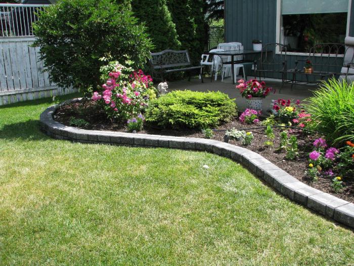 ideas for flower beds