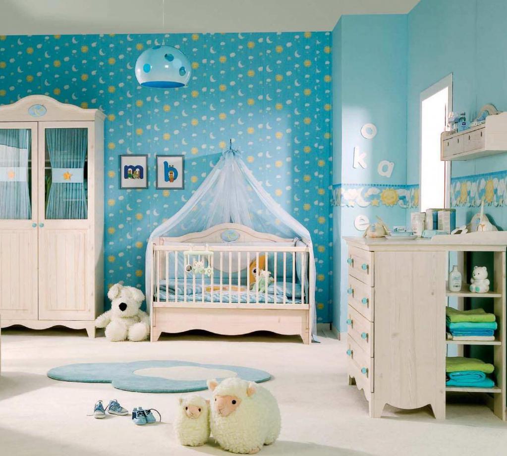 Комната для новорожденного в бирюзово-белых тонах
