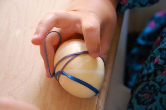 painting eggs for easter