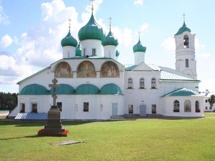 монастыри Ленинградской области действующие