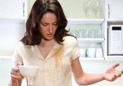 how to remove tea stains from white clothes