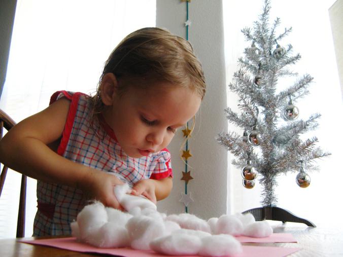 Как сделать декоративного снеговика из ваты своими руками