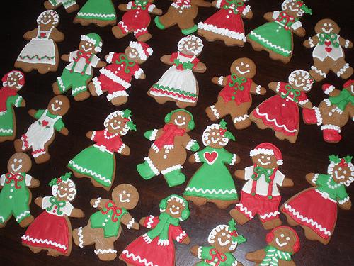 gingerbread cookie recipe for new year with icing