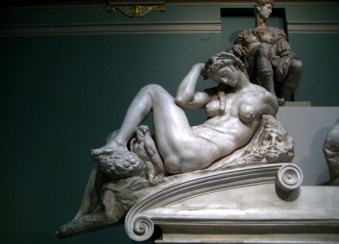 скульптура микеланджело пьета 