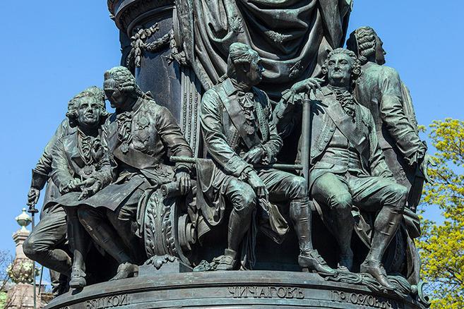 санкт петербург памятник екатерине