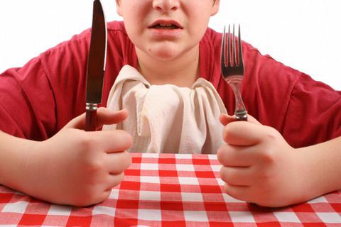 почему нельзя есть с ножа