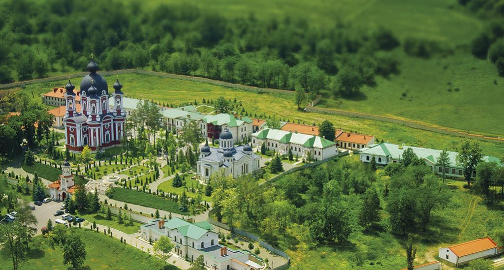 Монастыри Молдавии